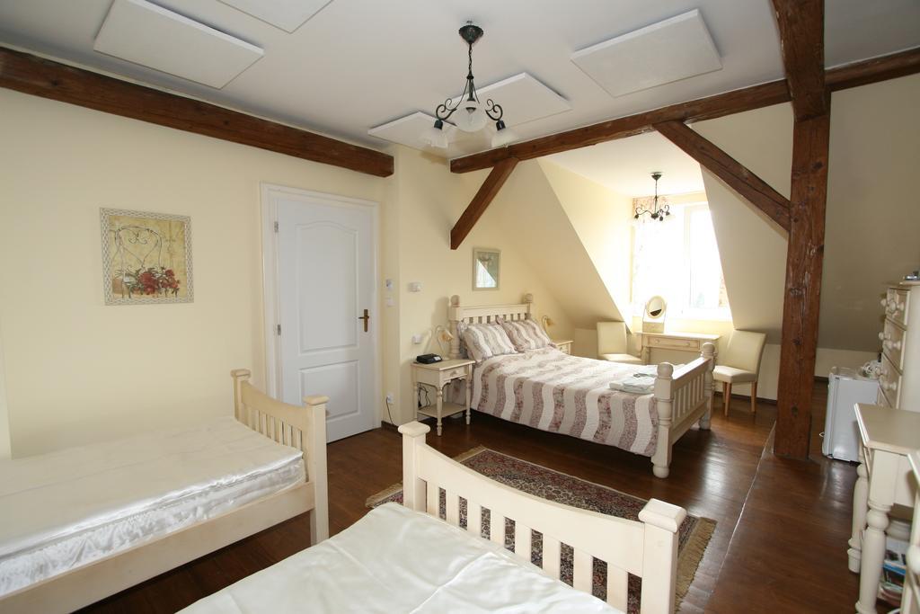 Pension Grant Lux Znojmo Exteriör bild