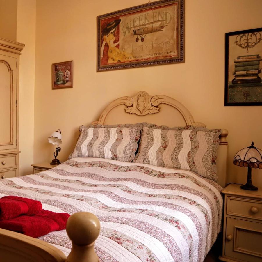 Pension Grant Lux Znojmo Exteriör bild